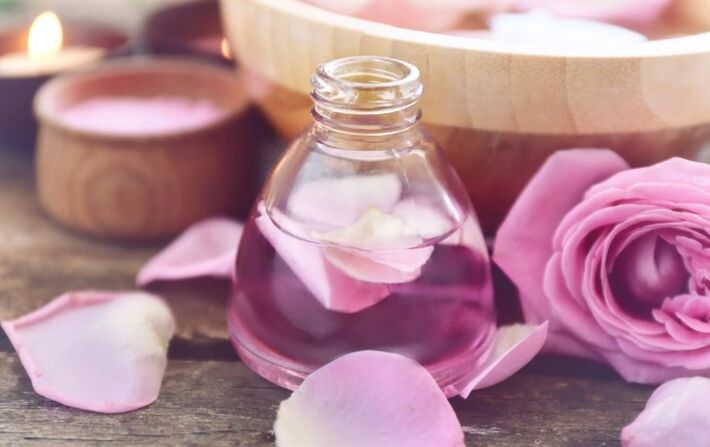 Lotion de pétales roses