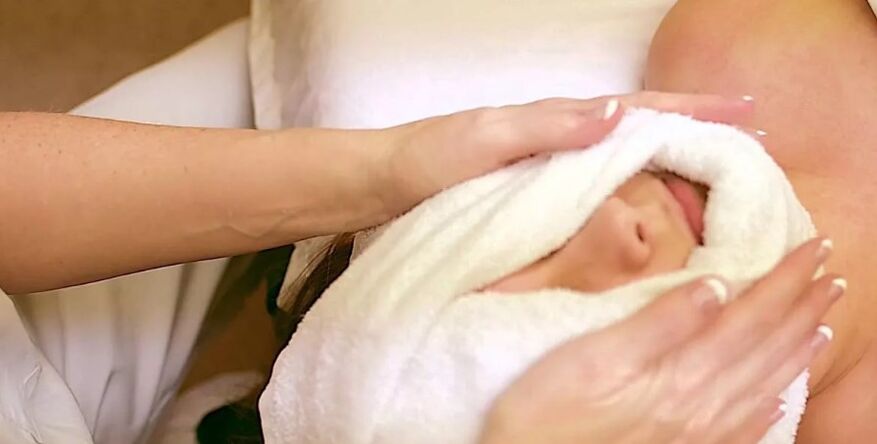 Technique de massage à l'aide d'une serviette